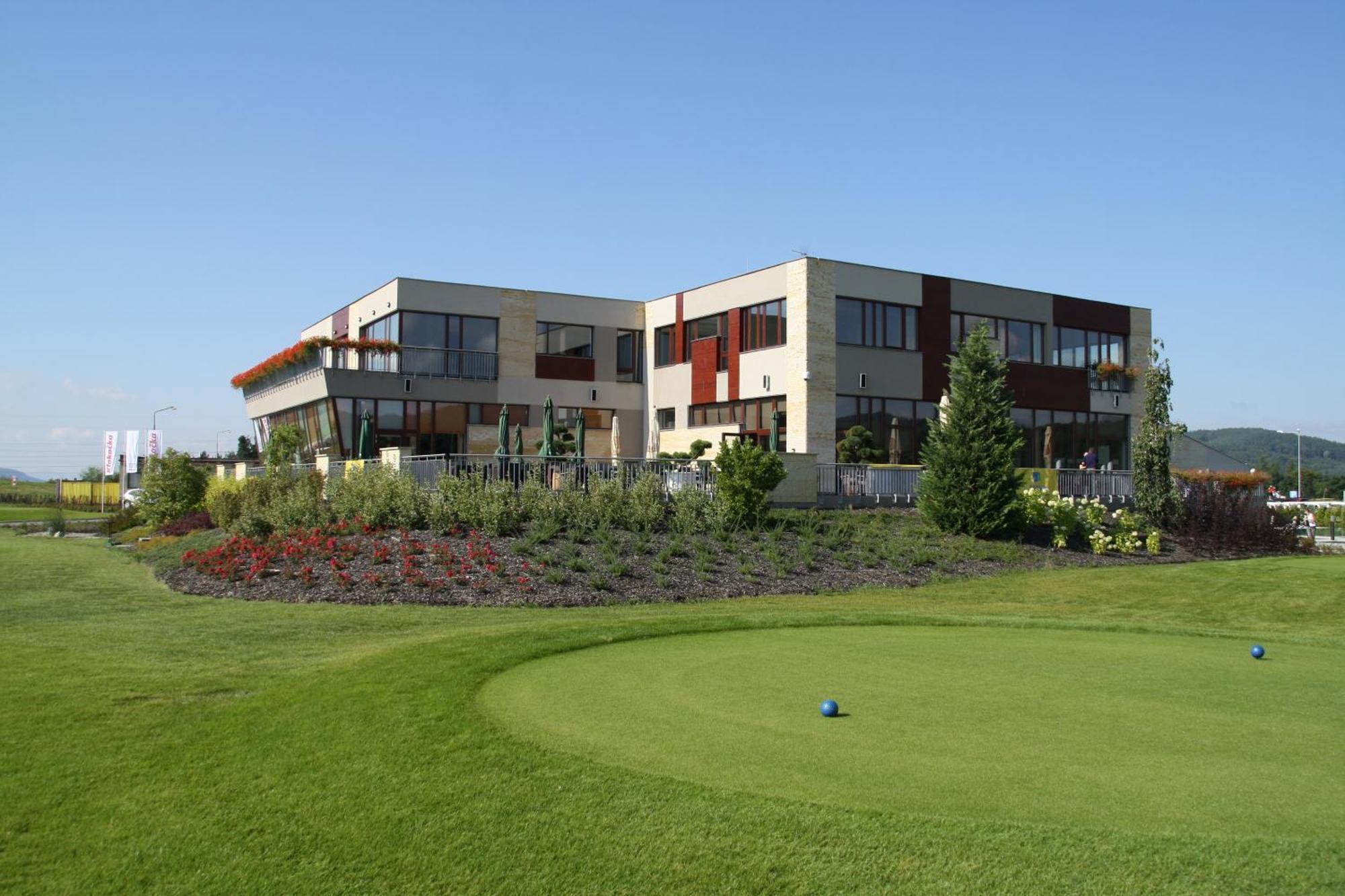 Отель Golf Club